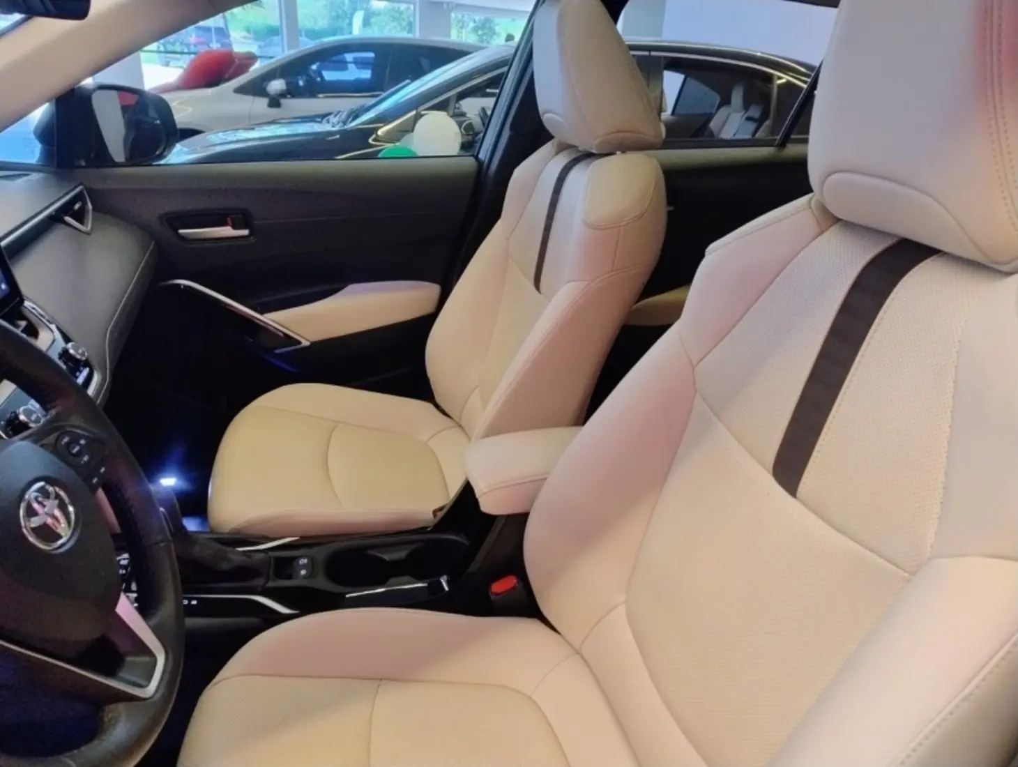 galeria COROLLA CROSS