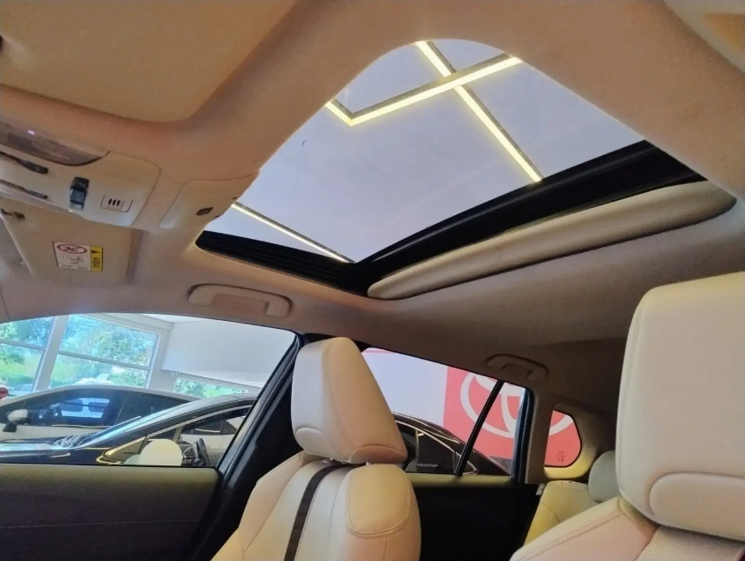 galeria COROLLA CROSS