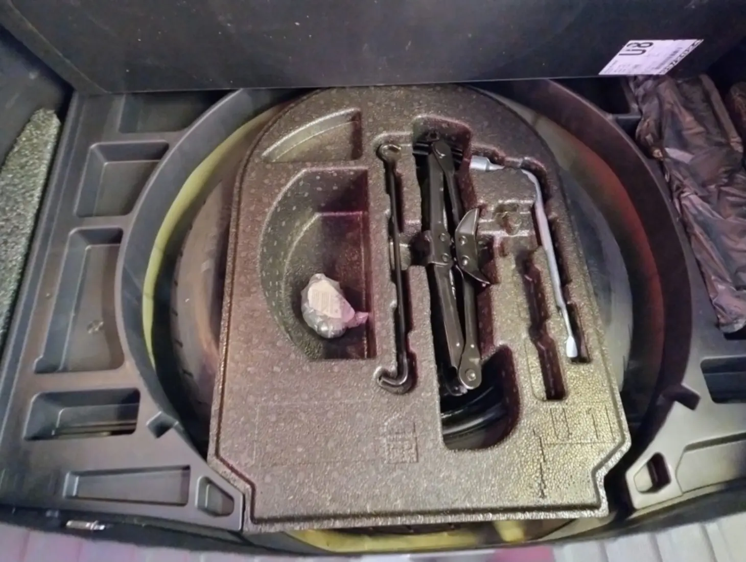 galeria COROLLA CROSS