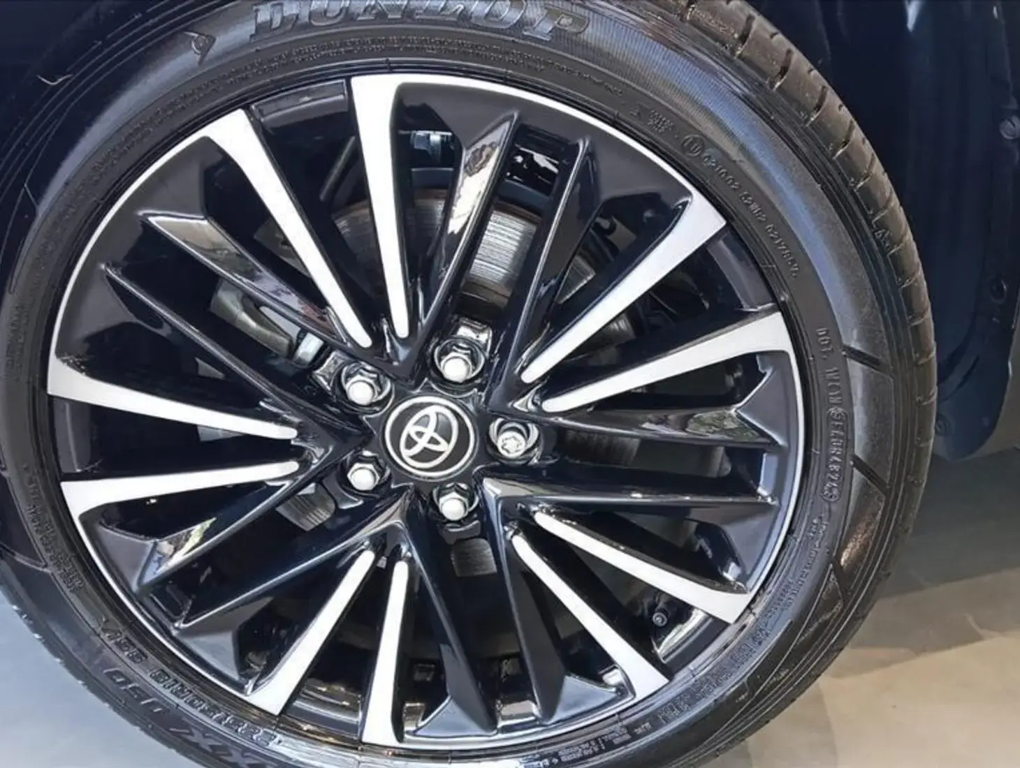 galeria COROLLA CROSS