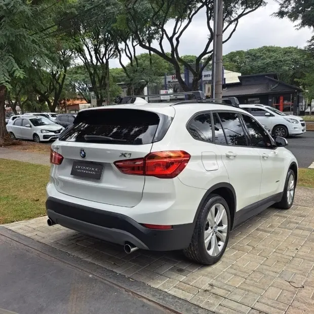 Bmw X1 2.0 16V TURBO ACTIVEFLEX SDRIVE20I 4P AUTOMÁTICO