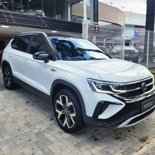 Volkswagen TAOS 1.4 250 TSI TOTAL FLEX HIGHLINE AUTOMÁTICO