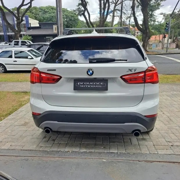 Bmw X1 2.0 16V TURBO ACTIVEFLEX SDRIVE20I 4P AUTOMÁTICO