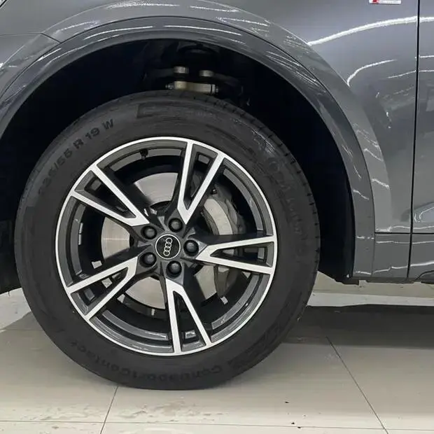 Audi Q5 SB Perf. 2.0 TFSIe S.Tr. Qt (Hib.)