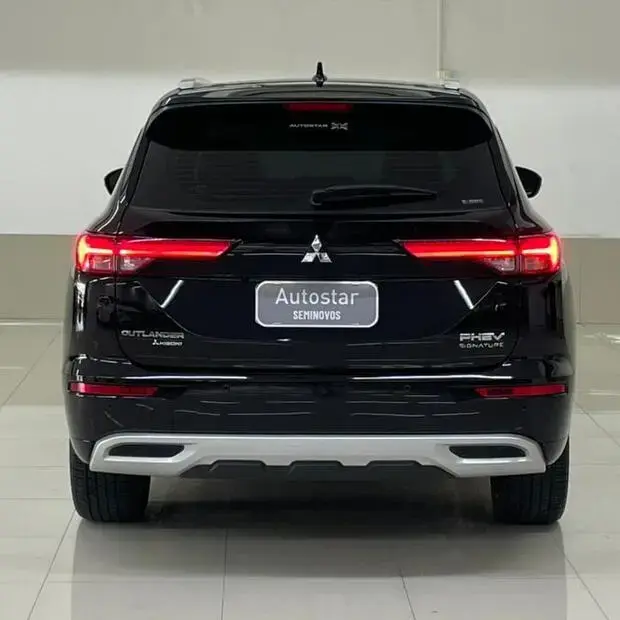 Mitsubishi Outlander Signature PHEV