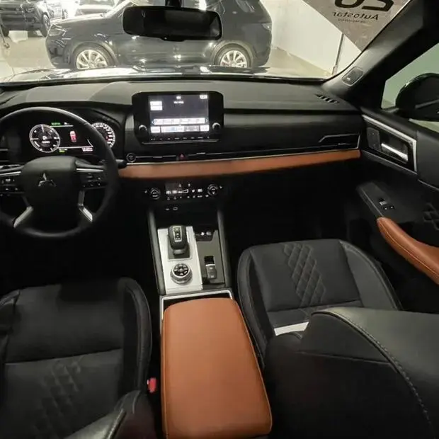 Mitsubishi Outlander Signature PHEV