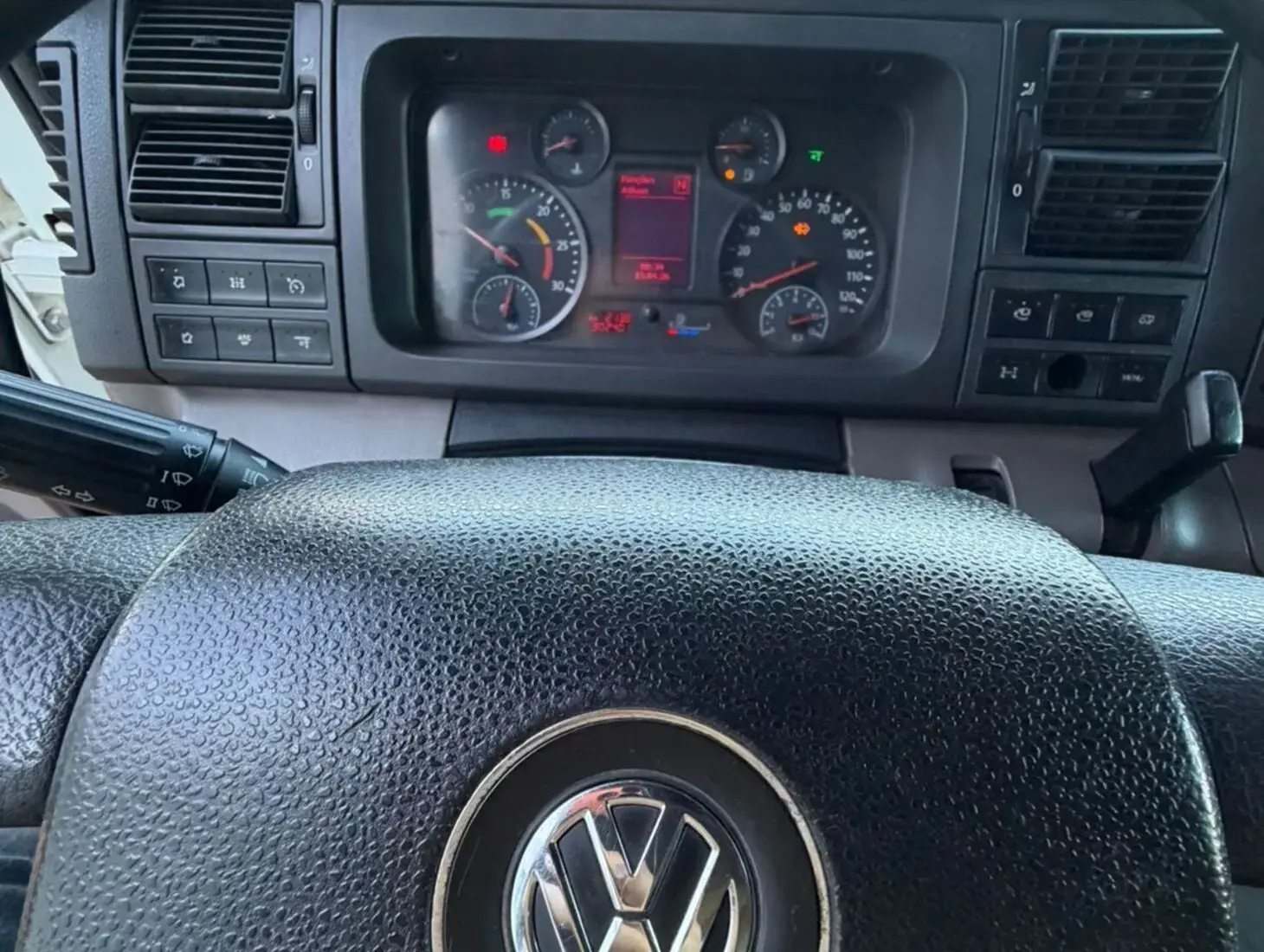 galeria VOLKSWAGEN 25360 CTC 6x2