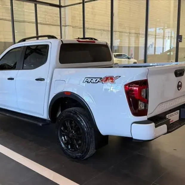 Nissan FRONTIER 2.3 16V TURBO DIESEL PRO4X CD 4X4 AUTOMÁTICO