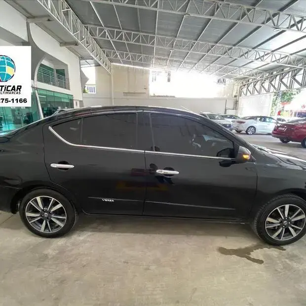 Nissan VERSA 1.6 16V FLEXSTART UNIQUE 4P XTRONIC