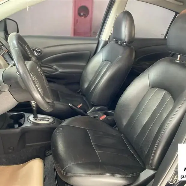 Nissan VERSA 1.6 16V FLEXSTART UNIQUE 4P XTRONIC