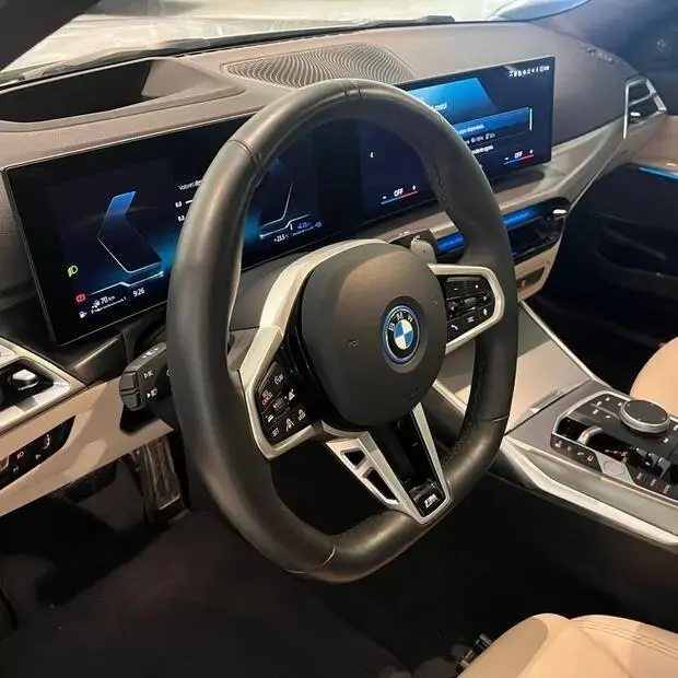 Bmw 330e M Sport 2.0 Turbo (Aut.) (Híb.)