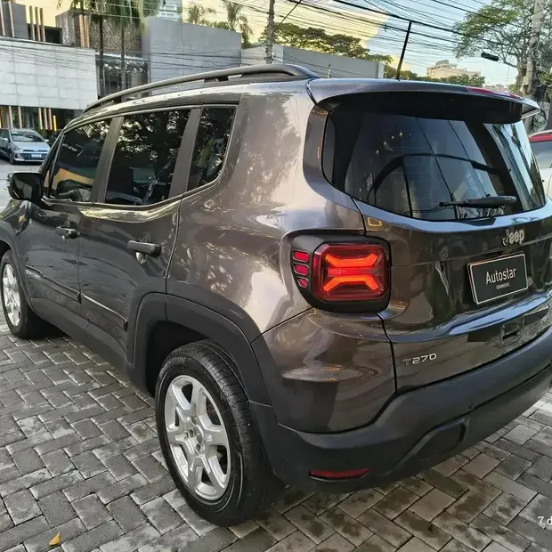 Jeep Renegade Sport T270 1.3 Turbo 4x2