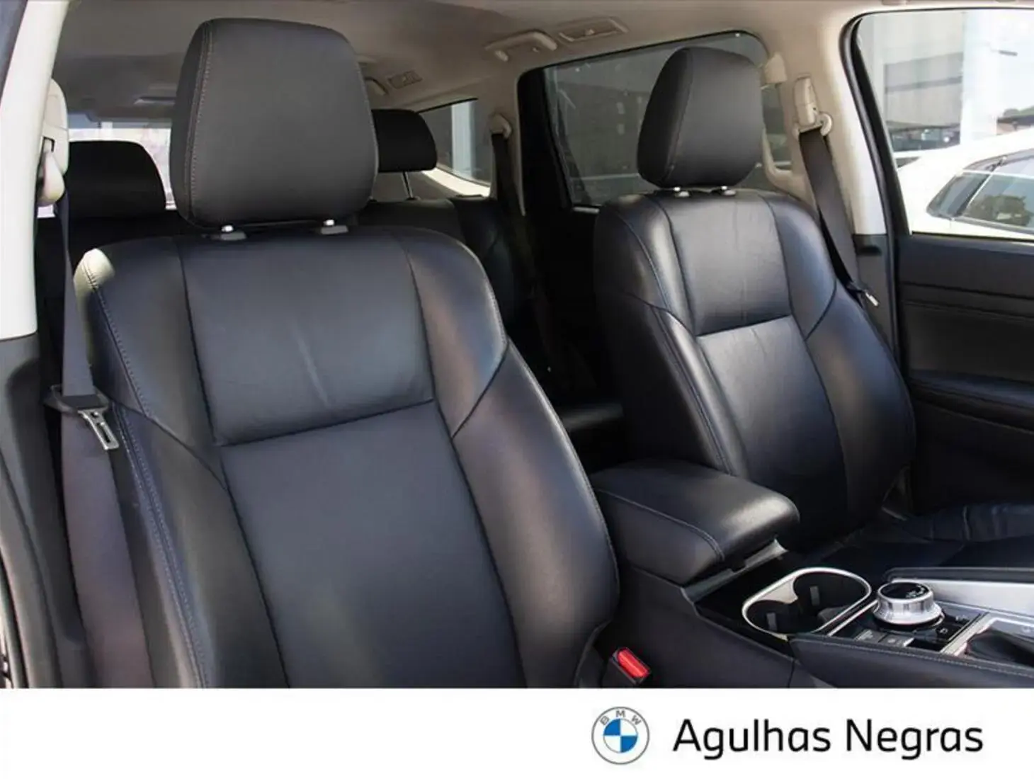 galeria PAJERO SPORT