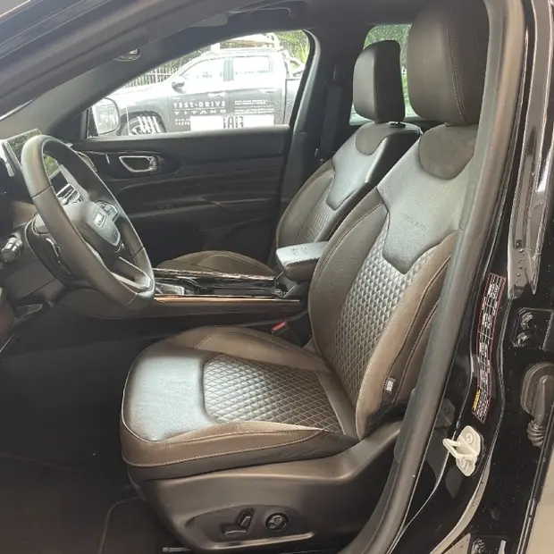 Jeep COMMANDER 1.3 T270 TURBO FLEX OVERLAND AT6