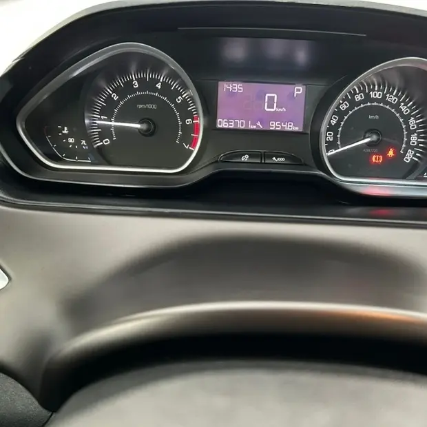 Peugeot 2008 1.6 16V THP FLEX GRIFFE 4P AUTOMÁTICO