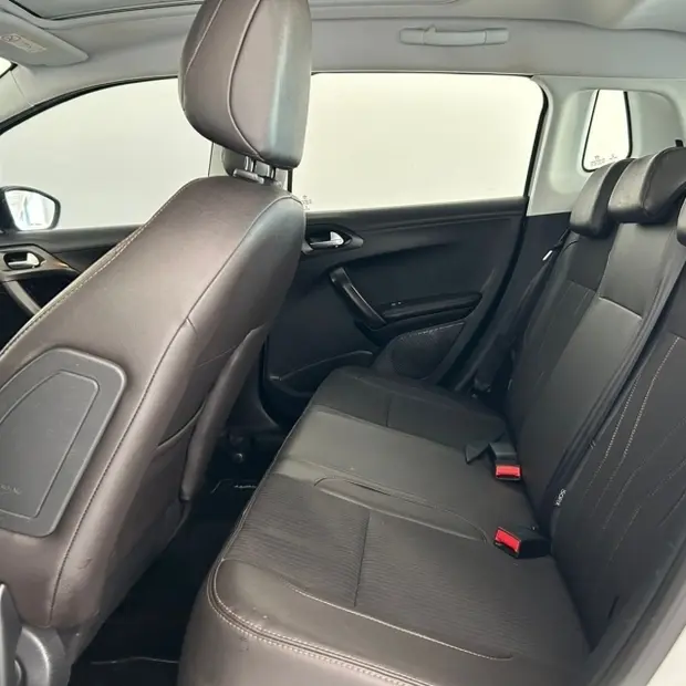 Peugeot 2008 1.6 16V THP FLEX GRIFFE 4P AUTOMÁTICO