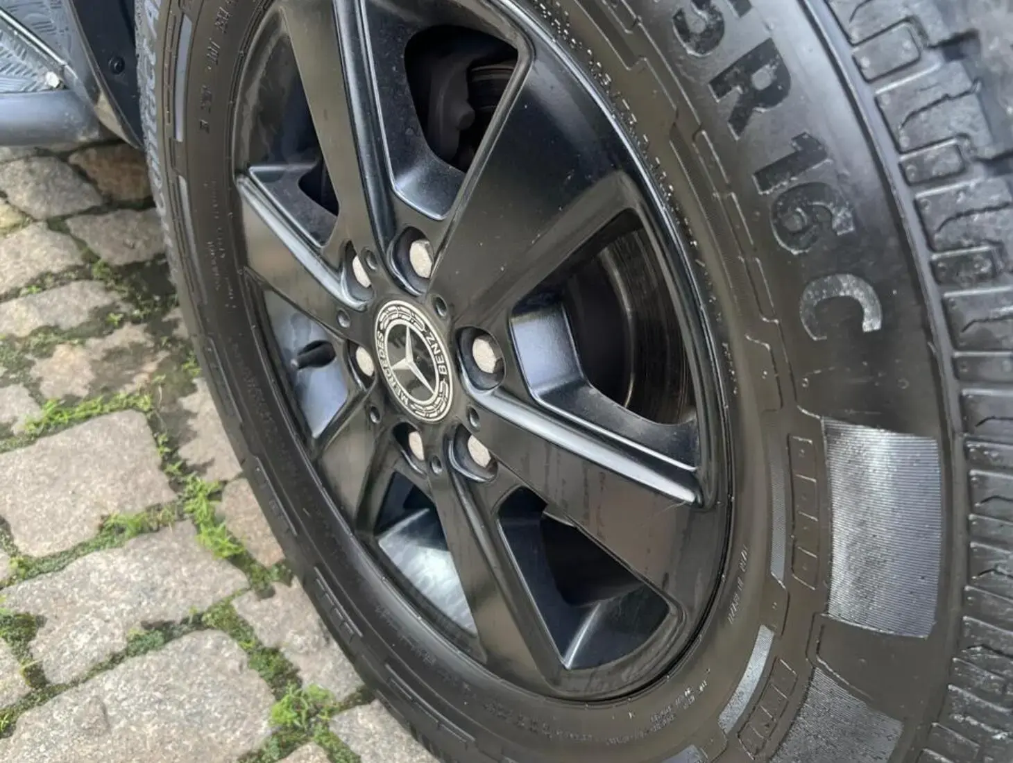 galeria SPRINTER 416 VAN EXECUTIVA 8+1 LUGARES