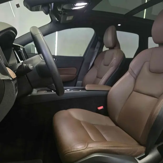 Volvo XC60 2.0 T8 RECHARGE PLUS AWD GEARTRONIC