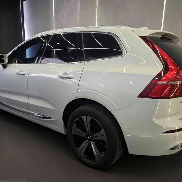 Volvo XC60 2.0 T8 RECHARGE PLUS AWD GEARTRONIC