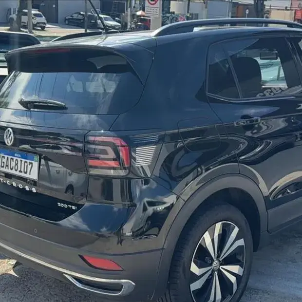 Volkswagen T-CROSS 1.0 200 TSI TOTAL FLEX COMFORTLINE AUTOMÁTICO