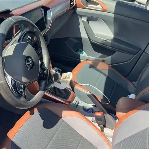 Volkswagen T-CROSS 1.0 200 TSI TOTAL FLEX COMFORTLINE AUTOMÁTICO