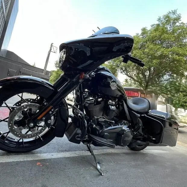 Harley Davidson Street Glide Special