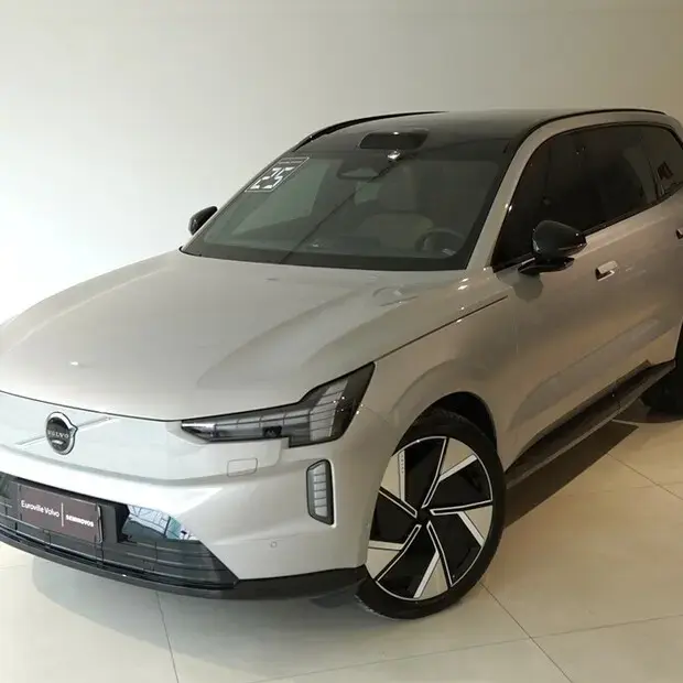 Volvo EX90 P8 RECHARGE TWIN ELECTRIC PERFORMANCE ULTRA AWD