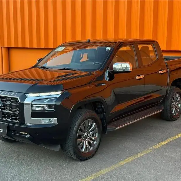 Mitsubishi TRITON 2.4 BITURBO DIESEL CD HPE-S 4X4 AUTOMÁTICO