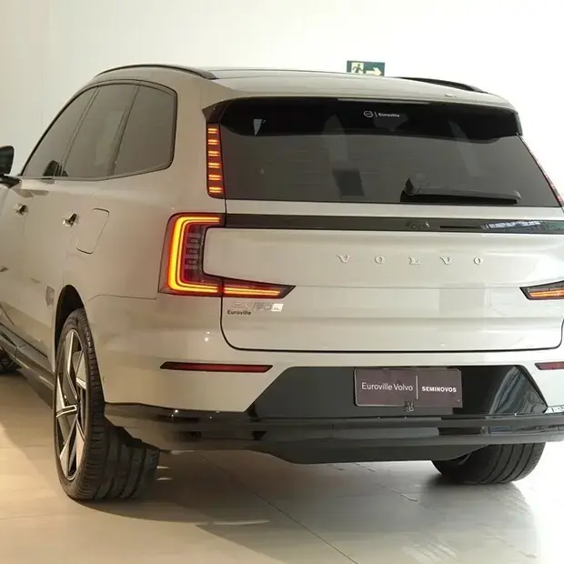 Volvo EX90 P8 RECHARGE TWIN ELECTRIC PERFORMANCE ULTRA AWD
