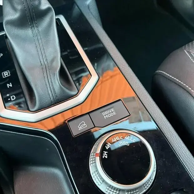 Mitsubishi TRITON 2.4 BITURBO DIESEL CD HPE-S 4X4 AUTOMÁTICO