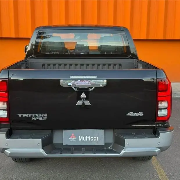 Mitsubishi TRITON 2.4 BITURBO DIESEL CD HPE-S 4X4 AUTOMÁTICO