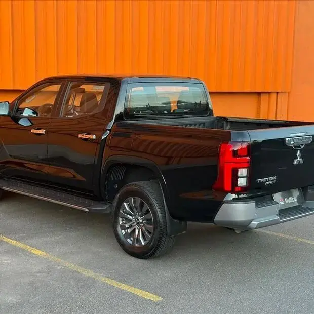 Mitsubishi TRITON 2.4 BITURBO DIESEL CD HPE-S 4X4 AUTOMÁTICO