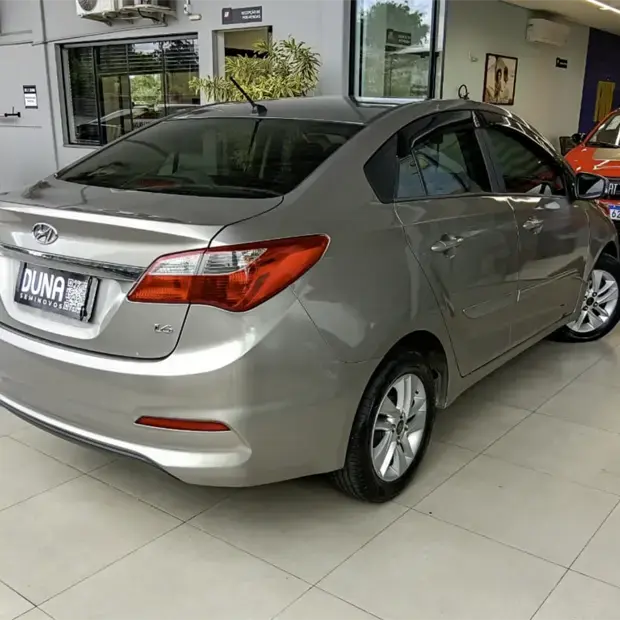 Hyundai HB20S 1.6 COMFORT PLUS 16V FLEX 4P MANUAL