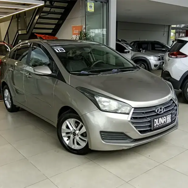 Hyundai HB20S 1.6 COMFORT PLUS 16V FLEX 4P MANUAL