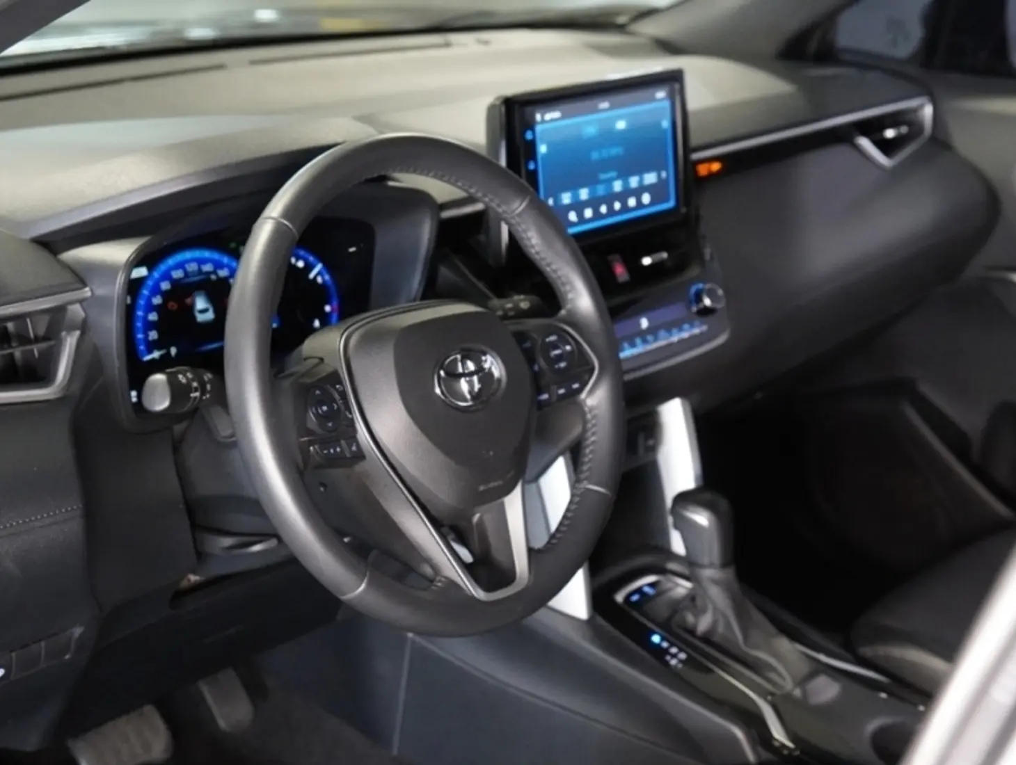 galeria COROLLA CROSS