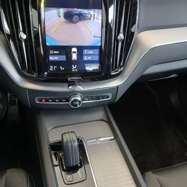 Volvo XC60 2.0 T8 HYBRID R-DESIGN AWD GEARTRONIC