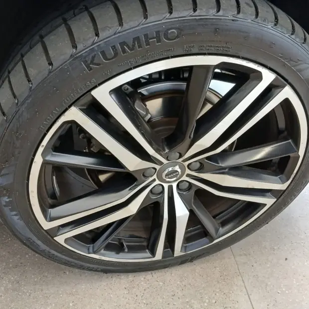 Volvo XC60 2.0 T8 HYBRID R-DESIGN AWD GEARTRONIC