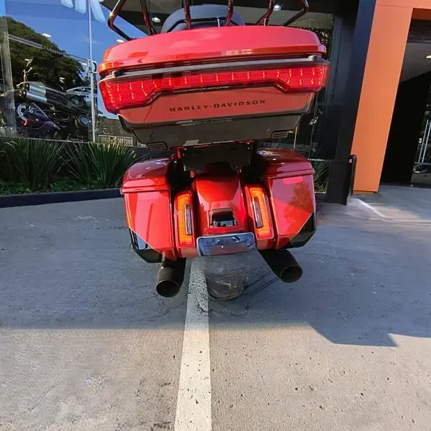 Harley Davidson Street Glide Ultra