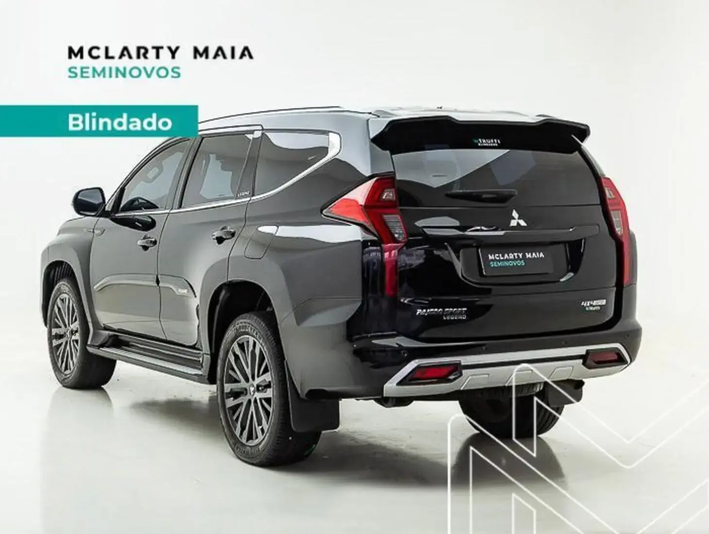 galeria PAJERO SPORT