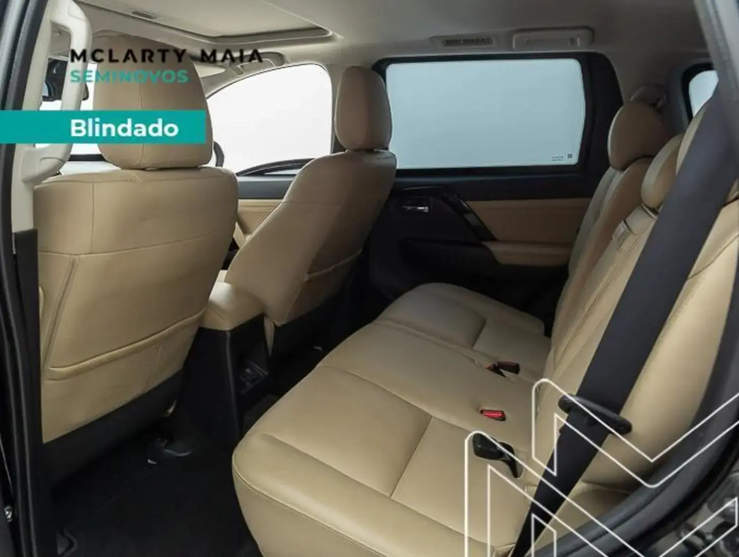 galeria PAJERO SPORT