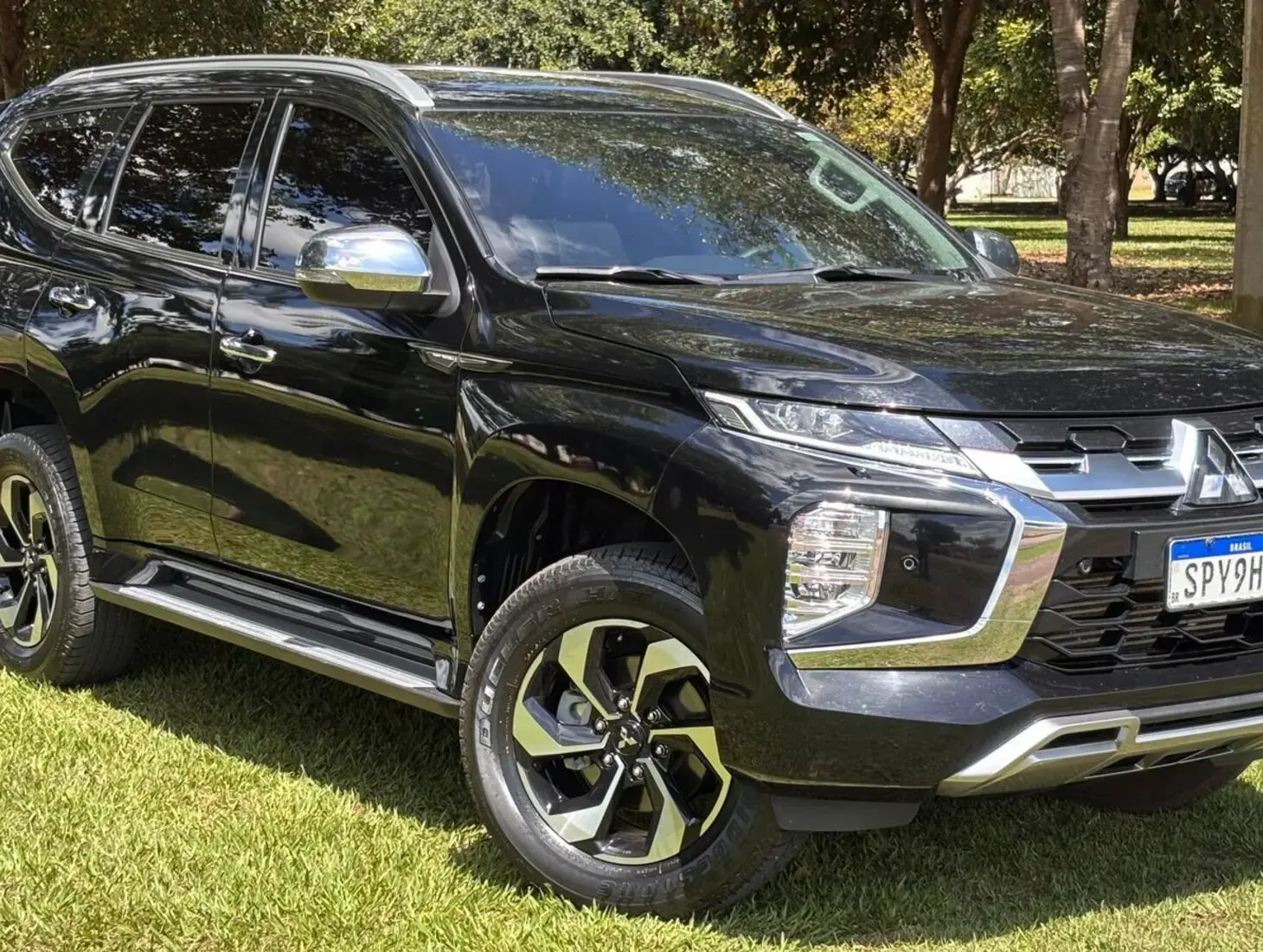 galeria PAJERO SPORT HPE-S 2.4 4X4