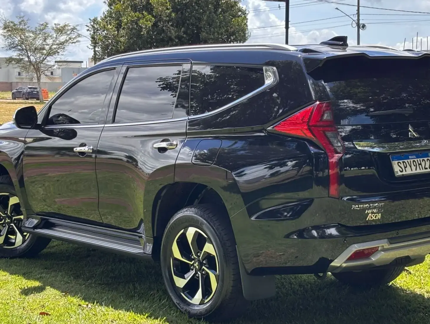 galeria PAJERO SPORT HPE-S 2.4 4X4