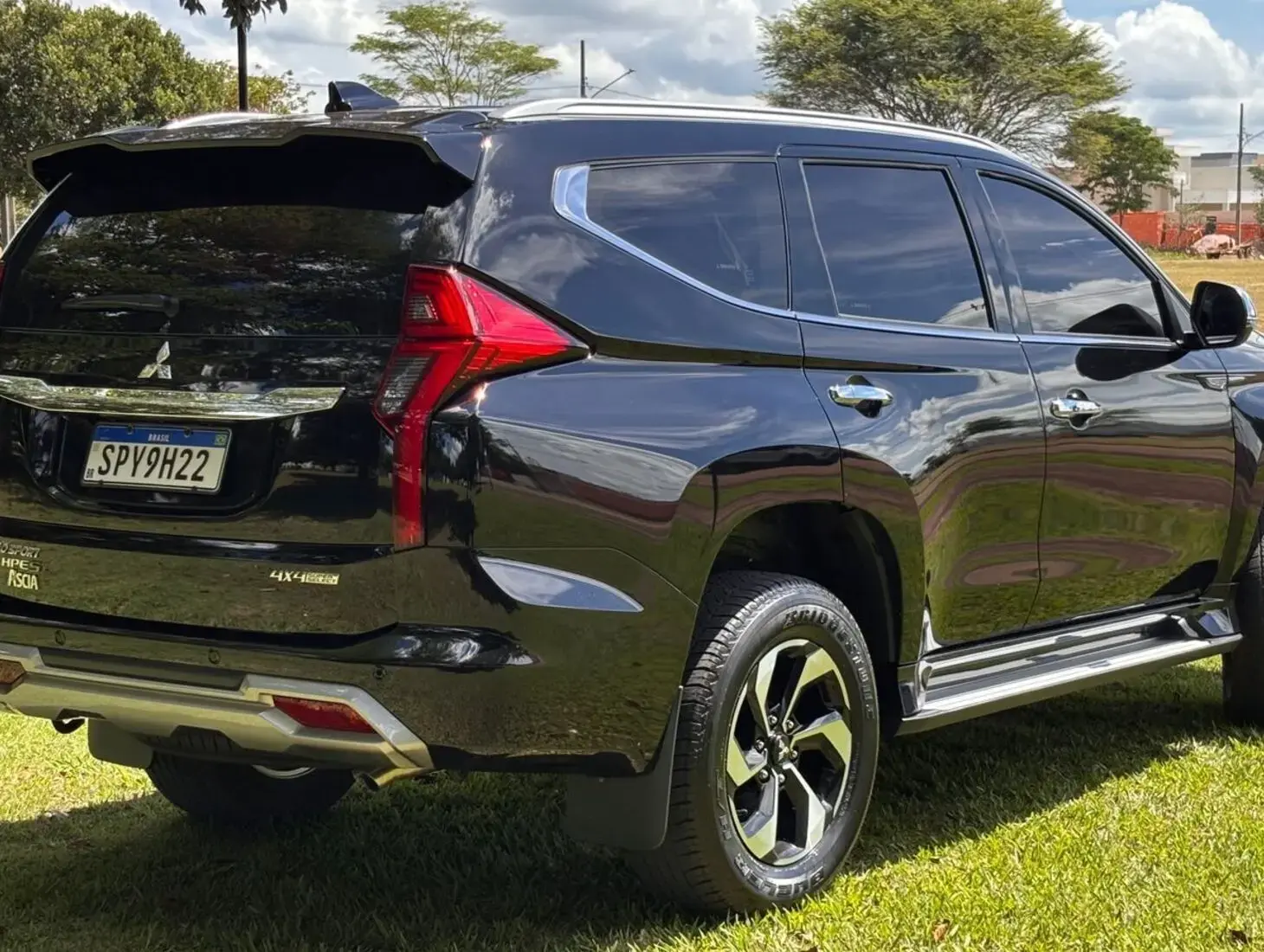 galeria PAJERO SPORT HPE-S 2.4 4X4