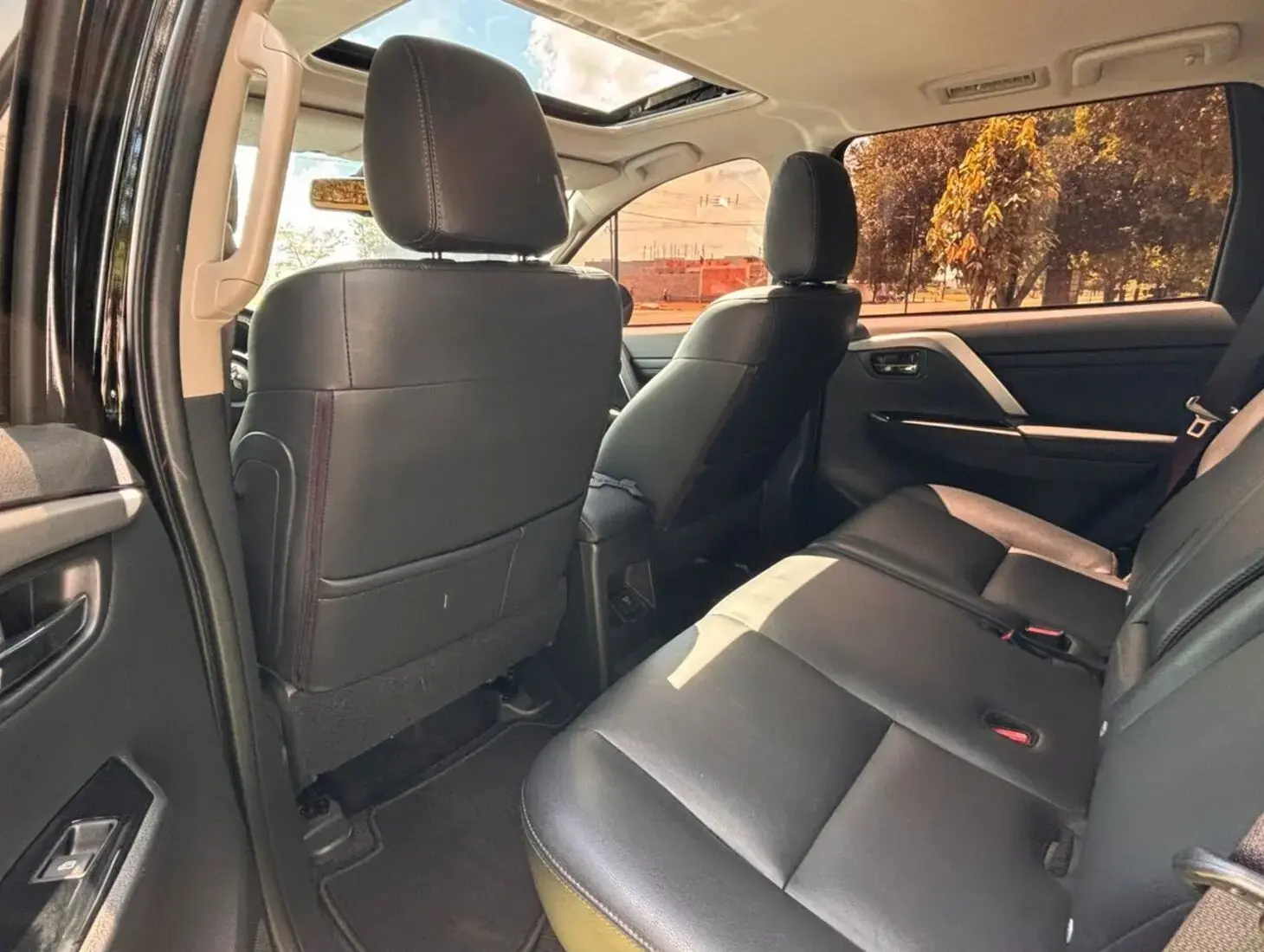 galeria PAJERO SPORT HPE-S 2.4 4X4