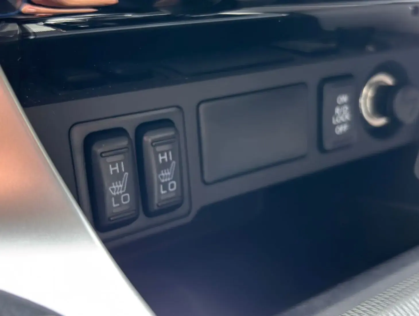 galeria PAJERO SPORT HPE-S 2.4 4X4