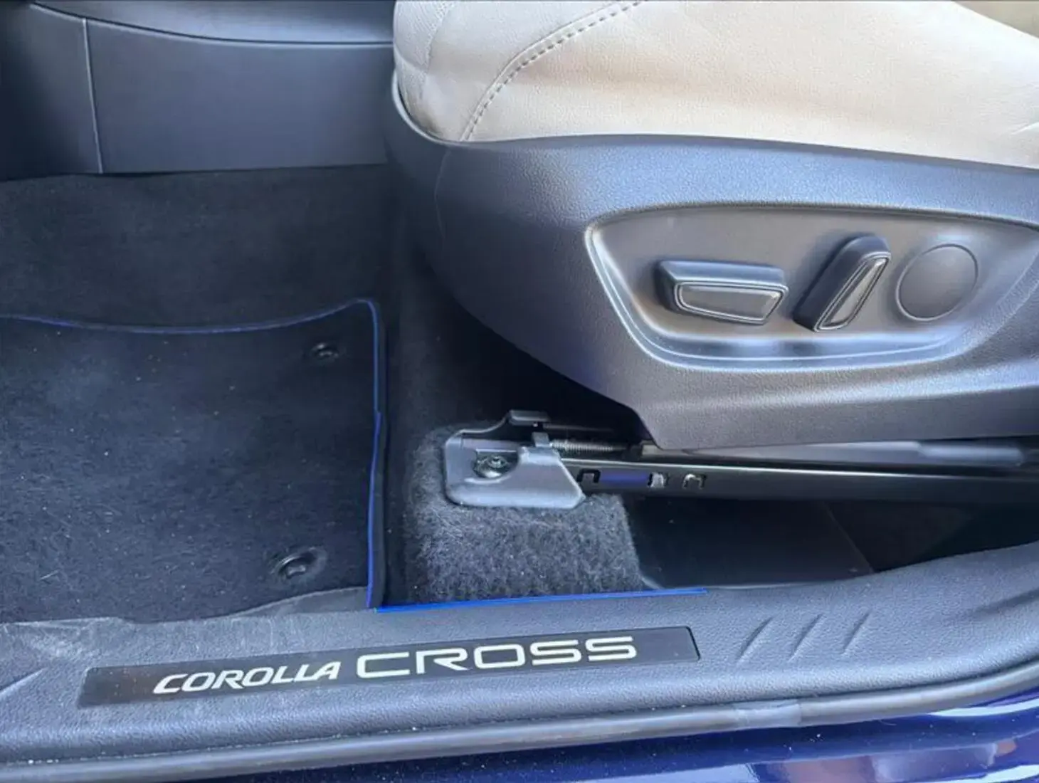 galeria COROLLA CROSS