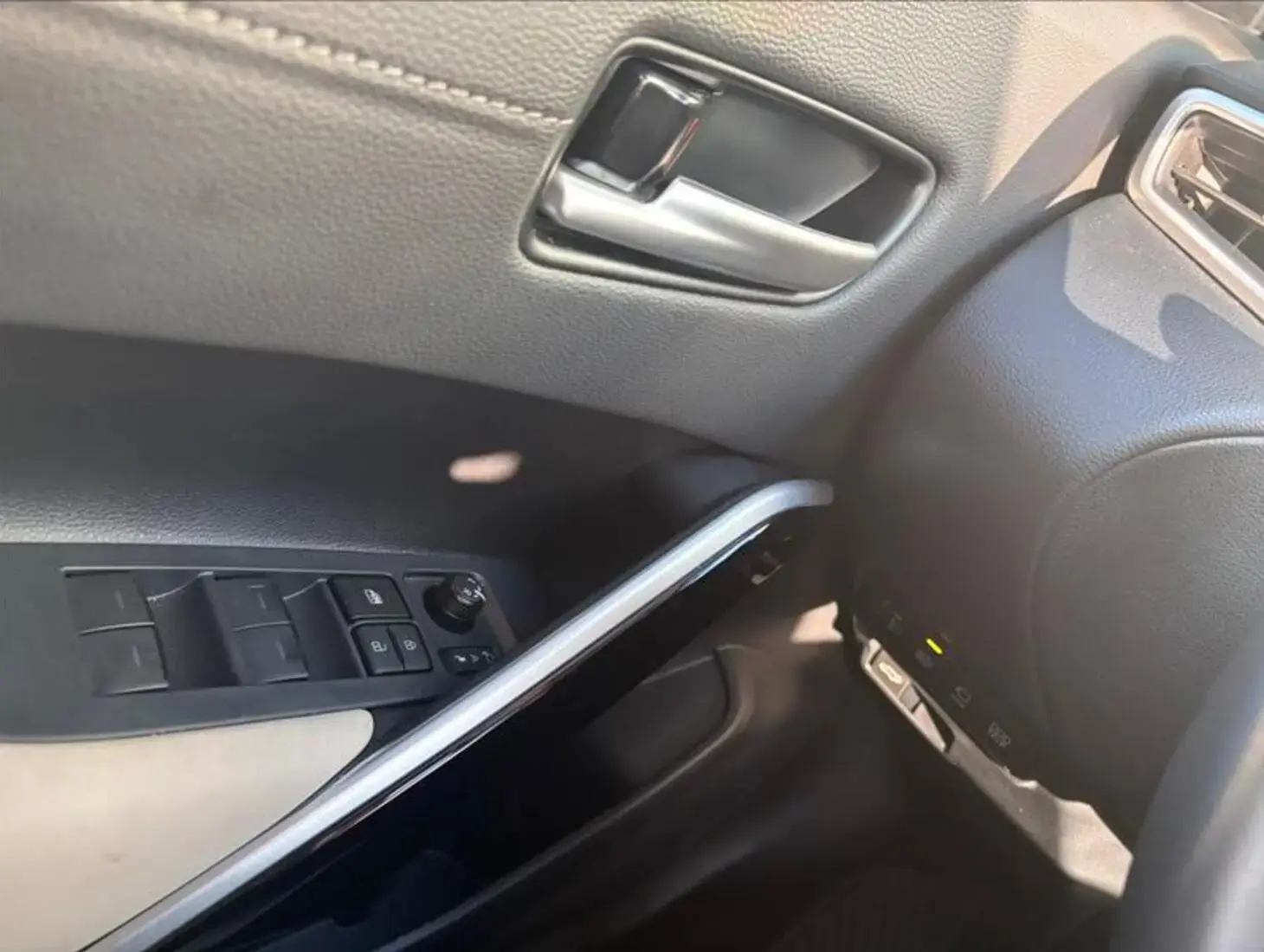 galeria COROLLA CROSS