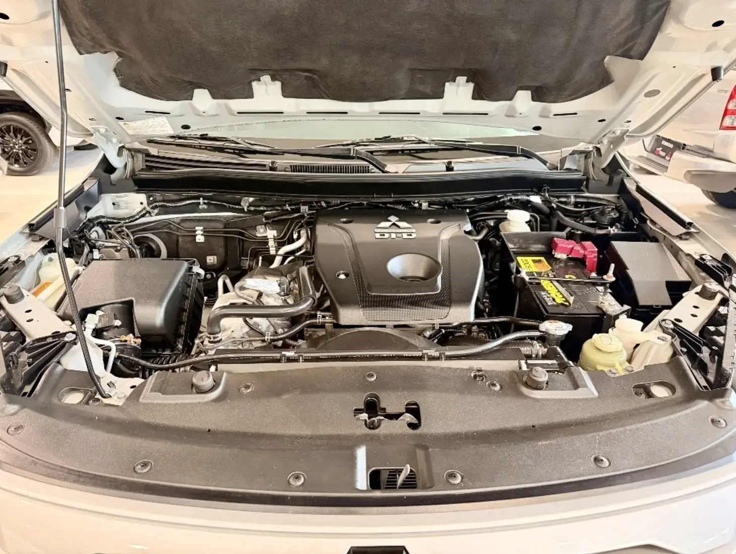 galeria PAJERO SPORT