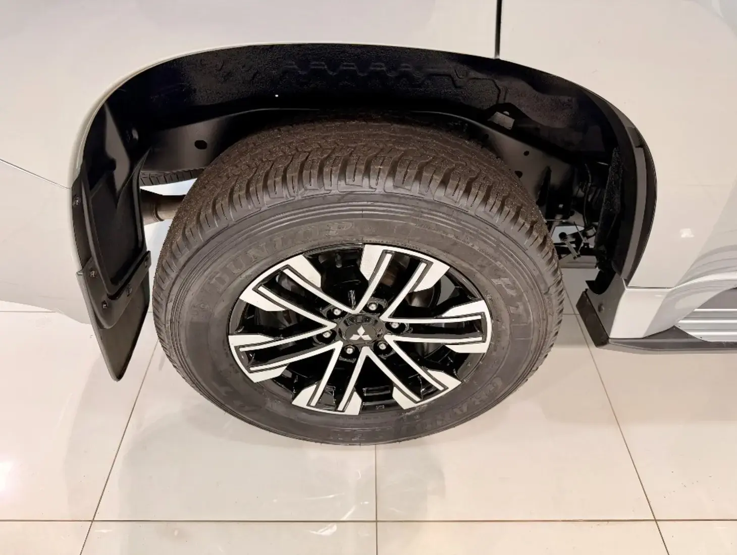 galeria PAJERO SPORT