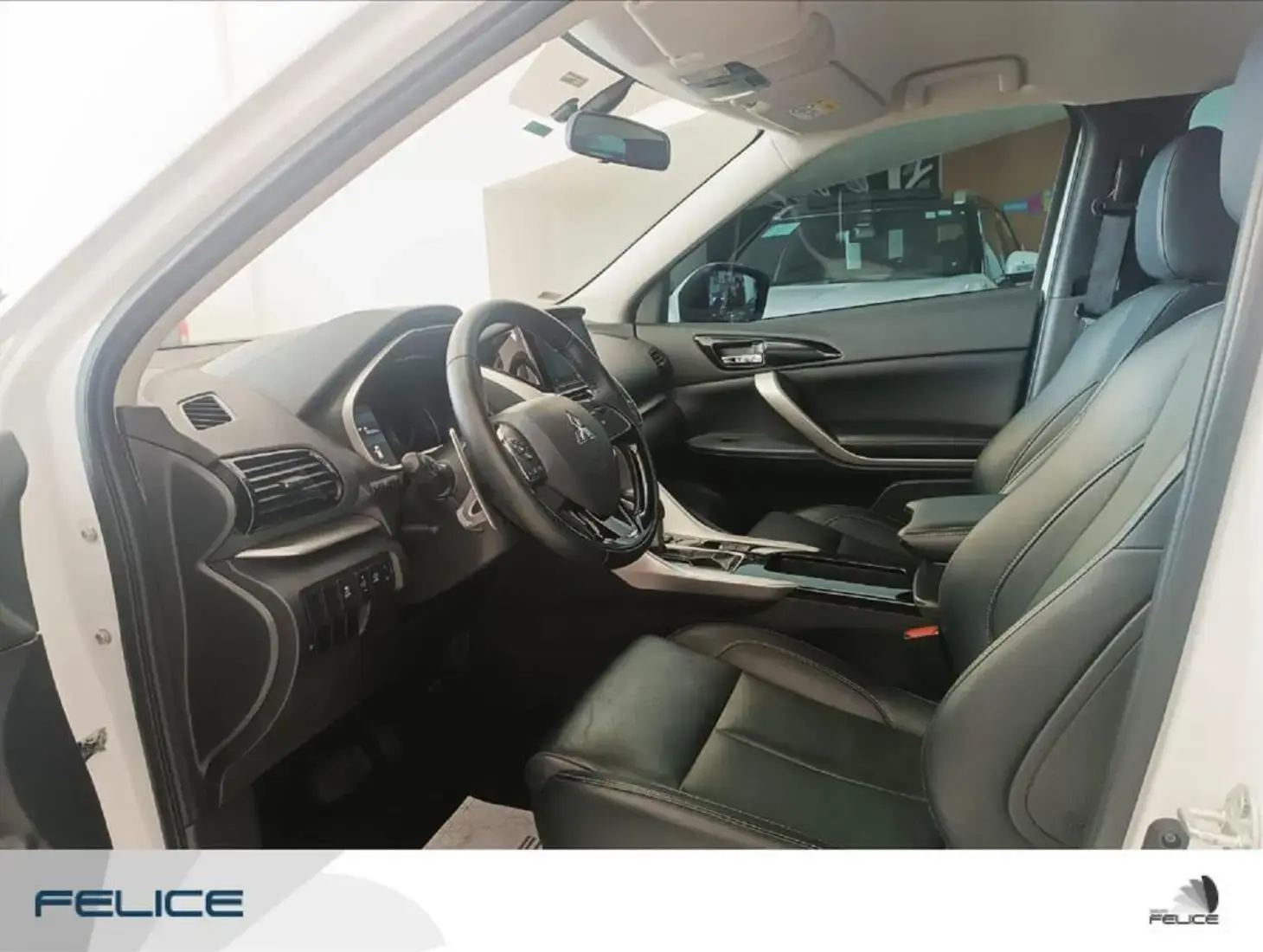 galeria ECLIPSE CROSS